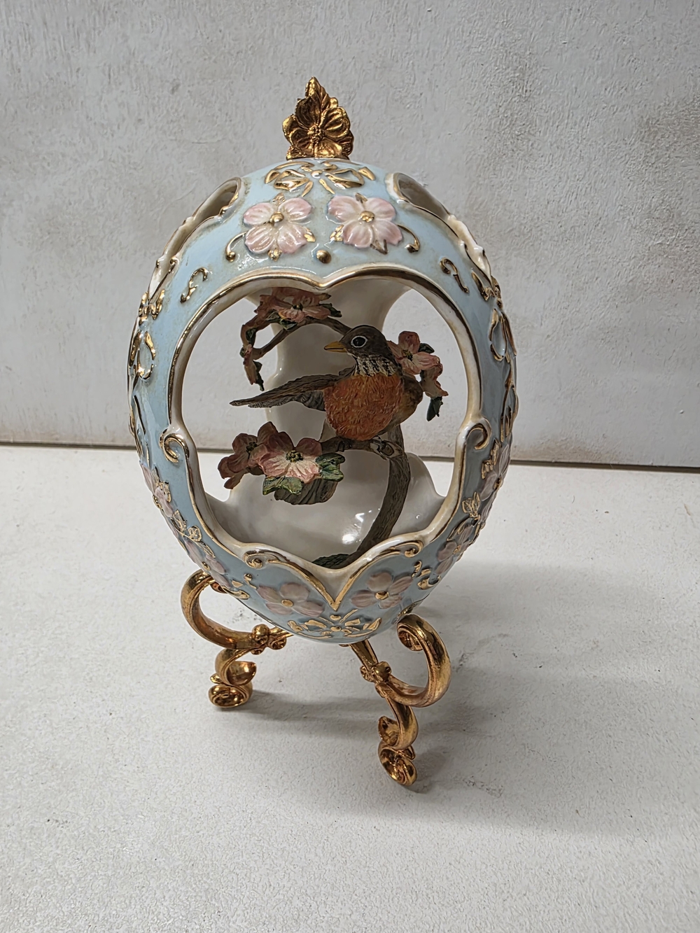 Franklin Mint House of Faberge Porcelain Bird Egg Blue Floral Gold Stand